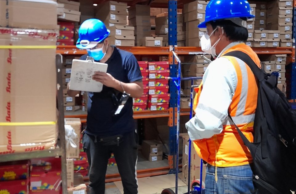 Monitoreo ergonómico en la empresa EMPRESAS COMERCIALES S.A. Y/O EMCOMER S.A.